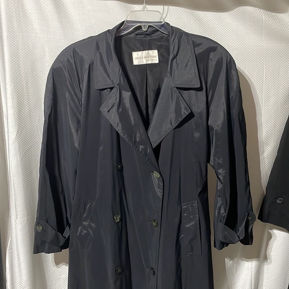 Jones New York 16 black long trench rain coat euc belted worn once